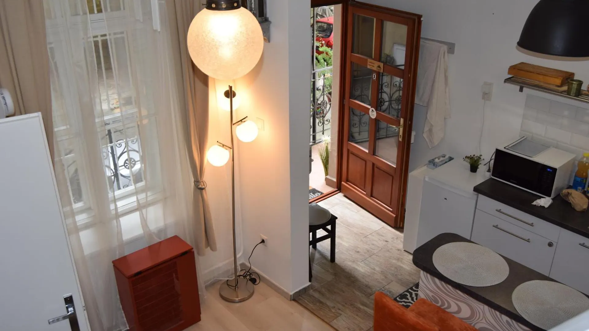 Castlehill Apartman The Perfect Blend Of Urban Living And Sightseeing Convenience Budapest Apartment