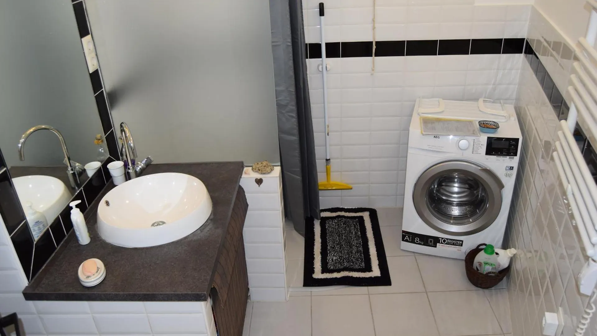 Apartment Castlehill Apartman The Perfect Blend Of Urban Living And Sightseeing Convenience Budapest